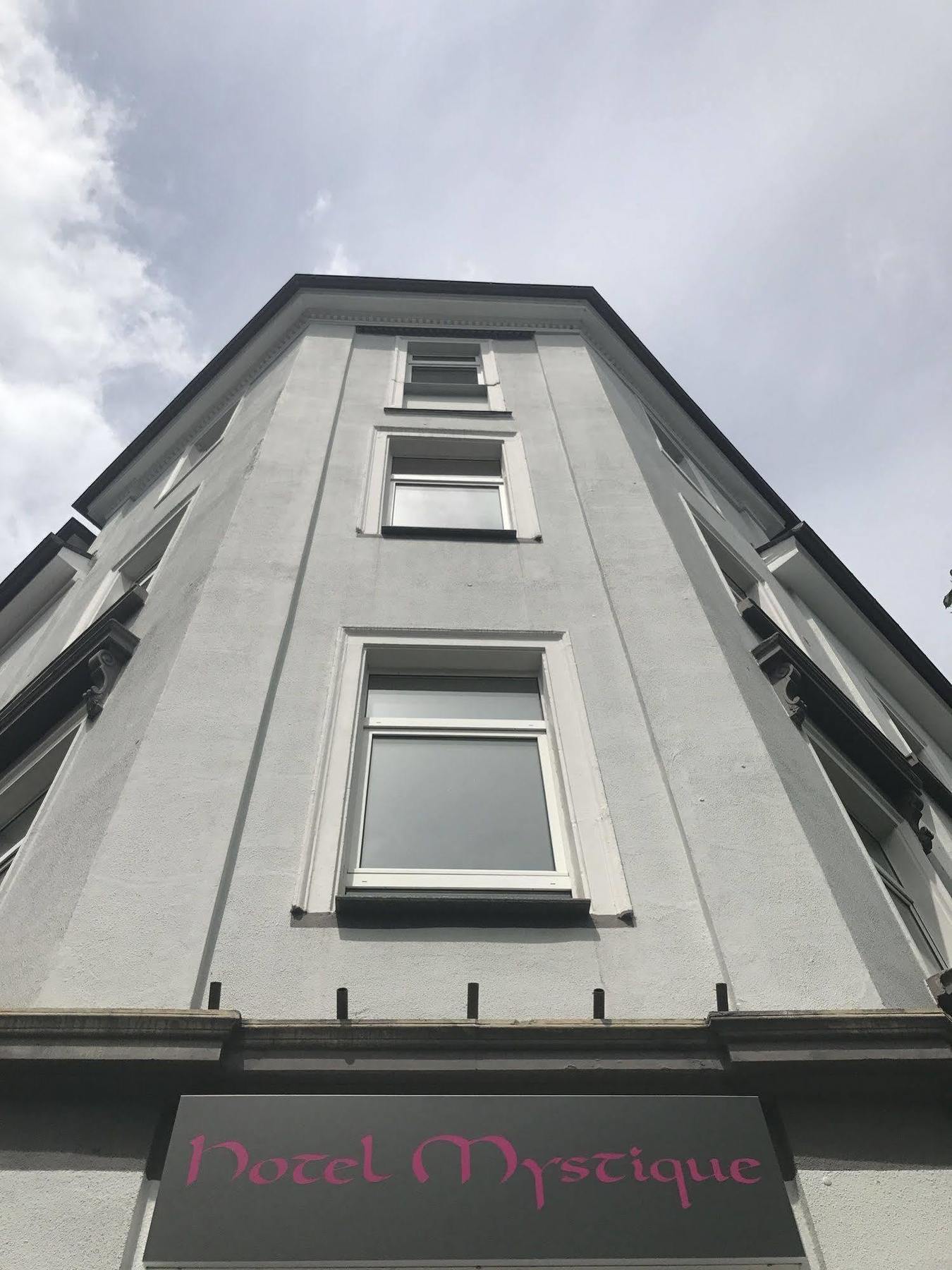 Smarthotel Mystique Self Check-In Bad Homburg vor der Höhe Esterno foto